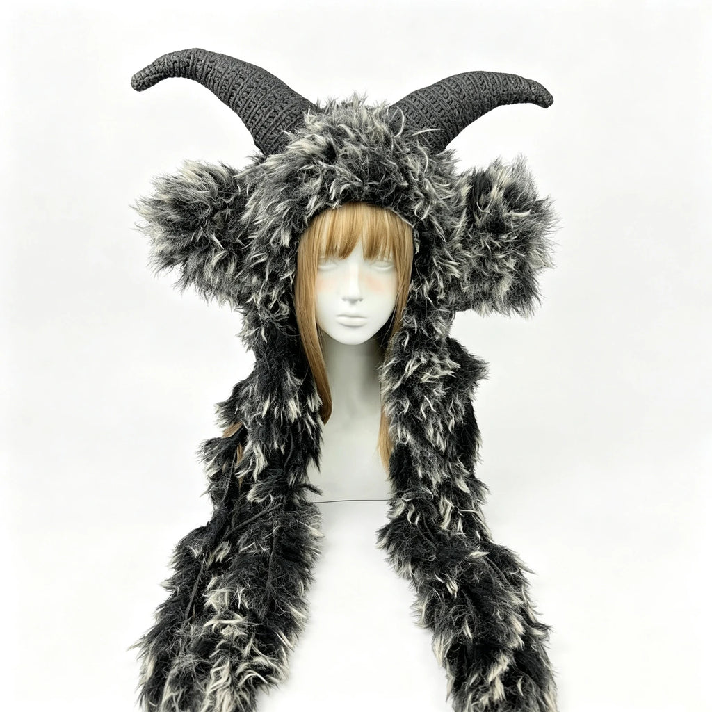 Knotwild Black Ram Horn Hood